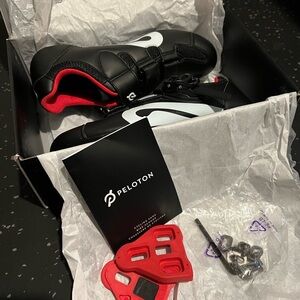 Peloton Cycling Shoes Sz 39
